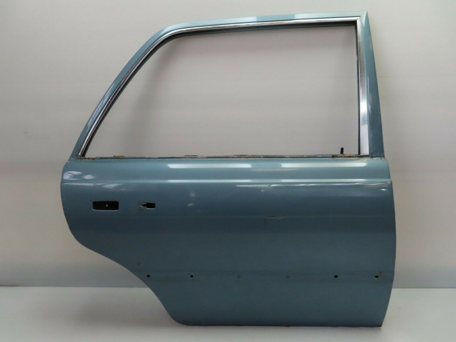 7396 Mercedes-Benz W116 450SE Rear Right Door