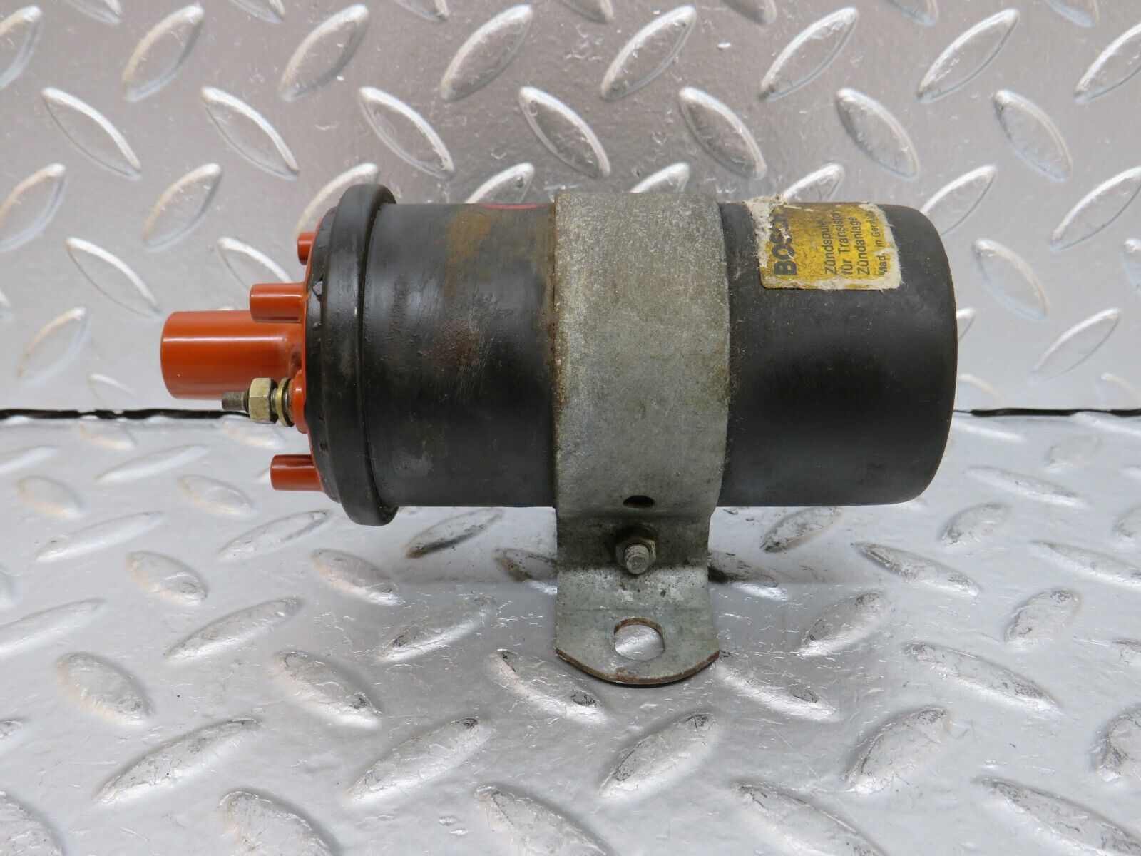 29355 Mercedes-Benz W124 230E Ignition Coil Bosch 0001584003 0221118307