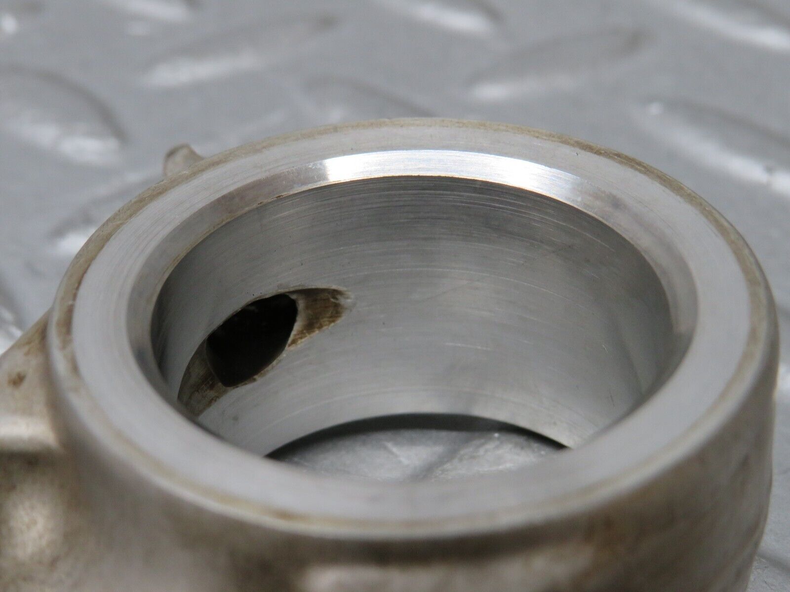 37602 Mercedes-Benz W109 300SEL Camshaft Tower Bearing 35mm 1160511510