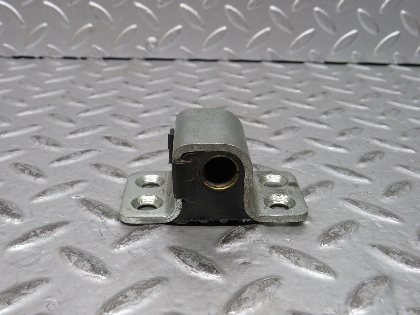 28309 Mercedes-Benz S123 240D Wagon Door Lock Latch Left