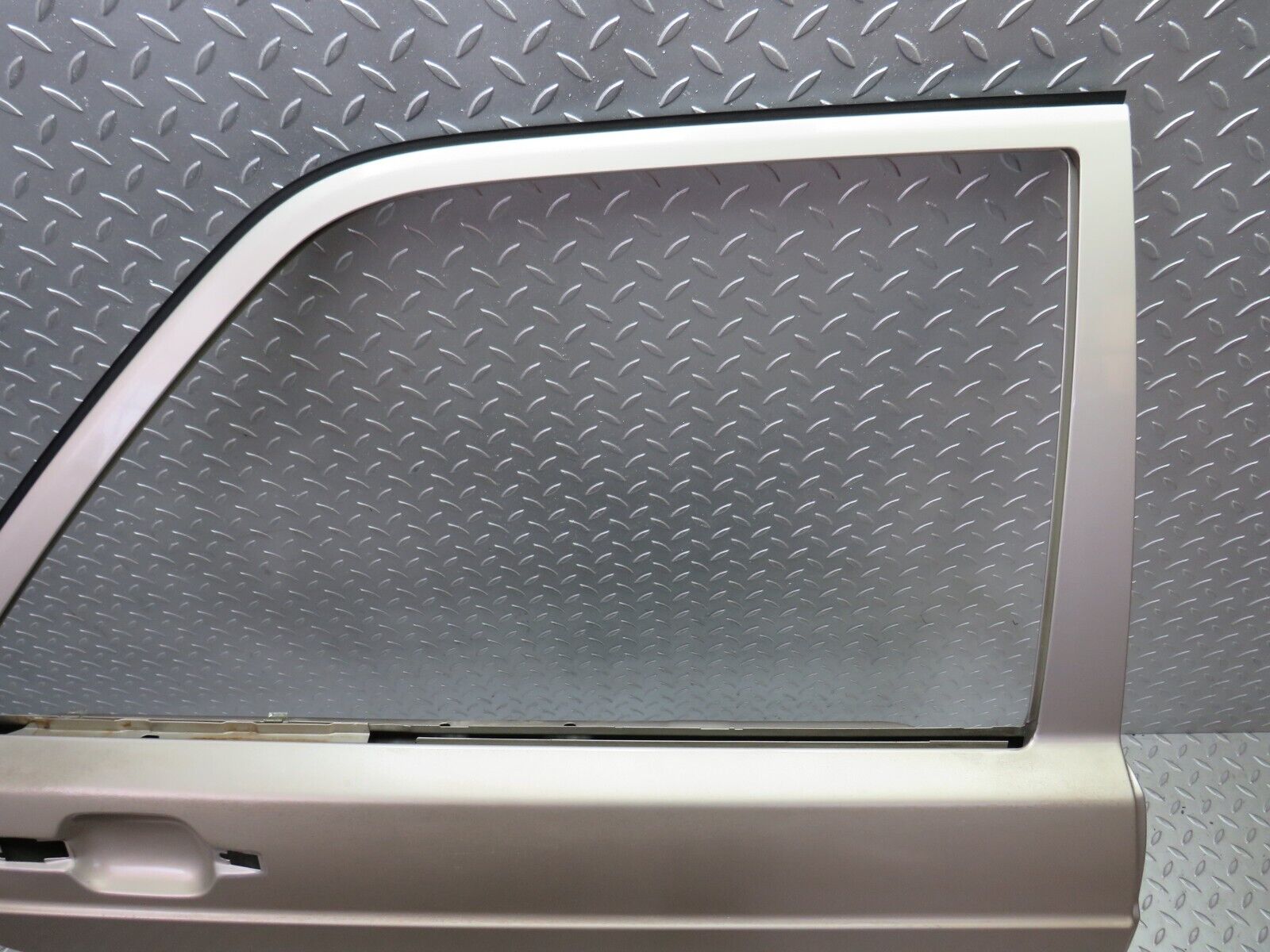 33842 Mercedes-Benz W201 190E 2.0L Rear Right Door
