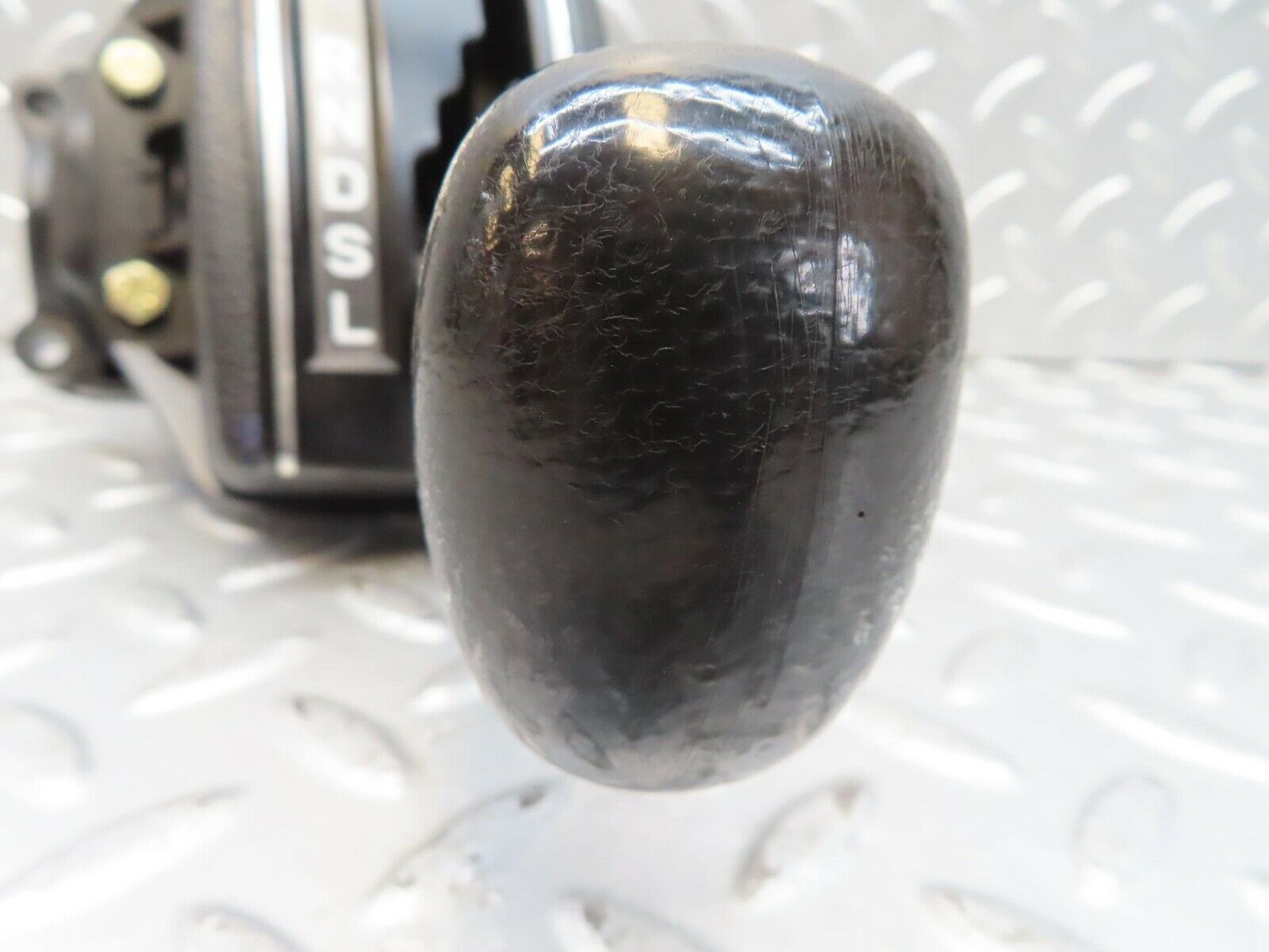 14337 Mercedes-Benz W116 350SE Gear Shift Selector