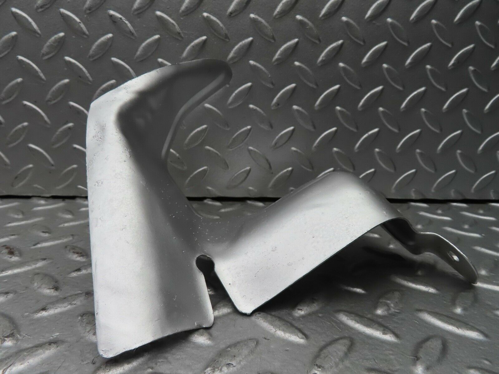 19696 Mercedes-Benz C140 CL420 Coupe Steering Column Heat Shield