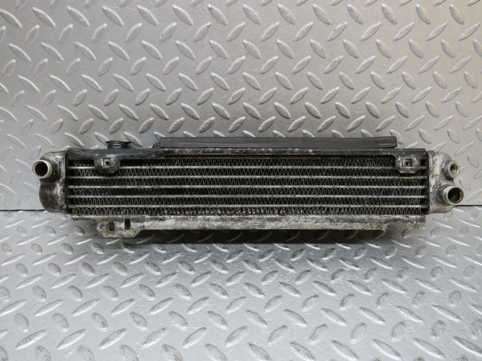 37406 Mercedes-Benz W109 300SEL Oil Cooler Radiator Behr 1161800065