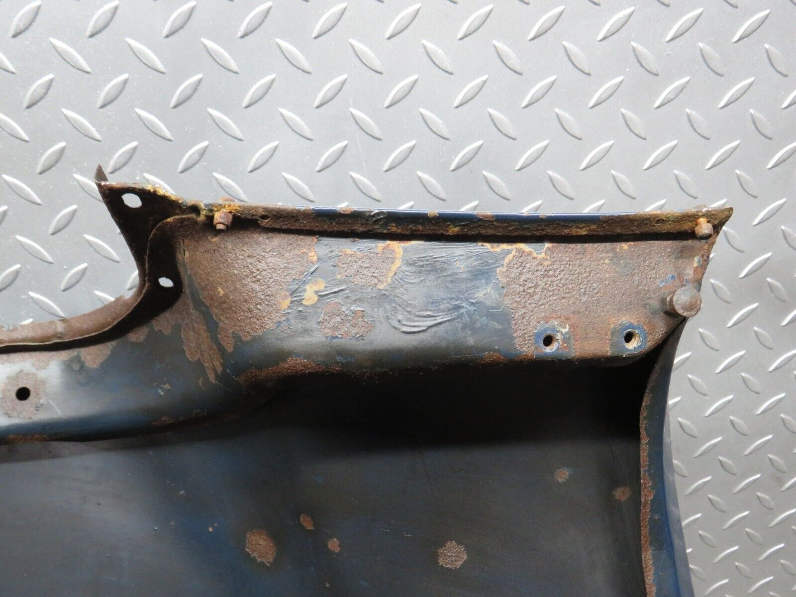 40522 Mercedes-Benz W110 230 Bonnet