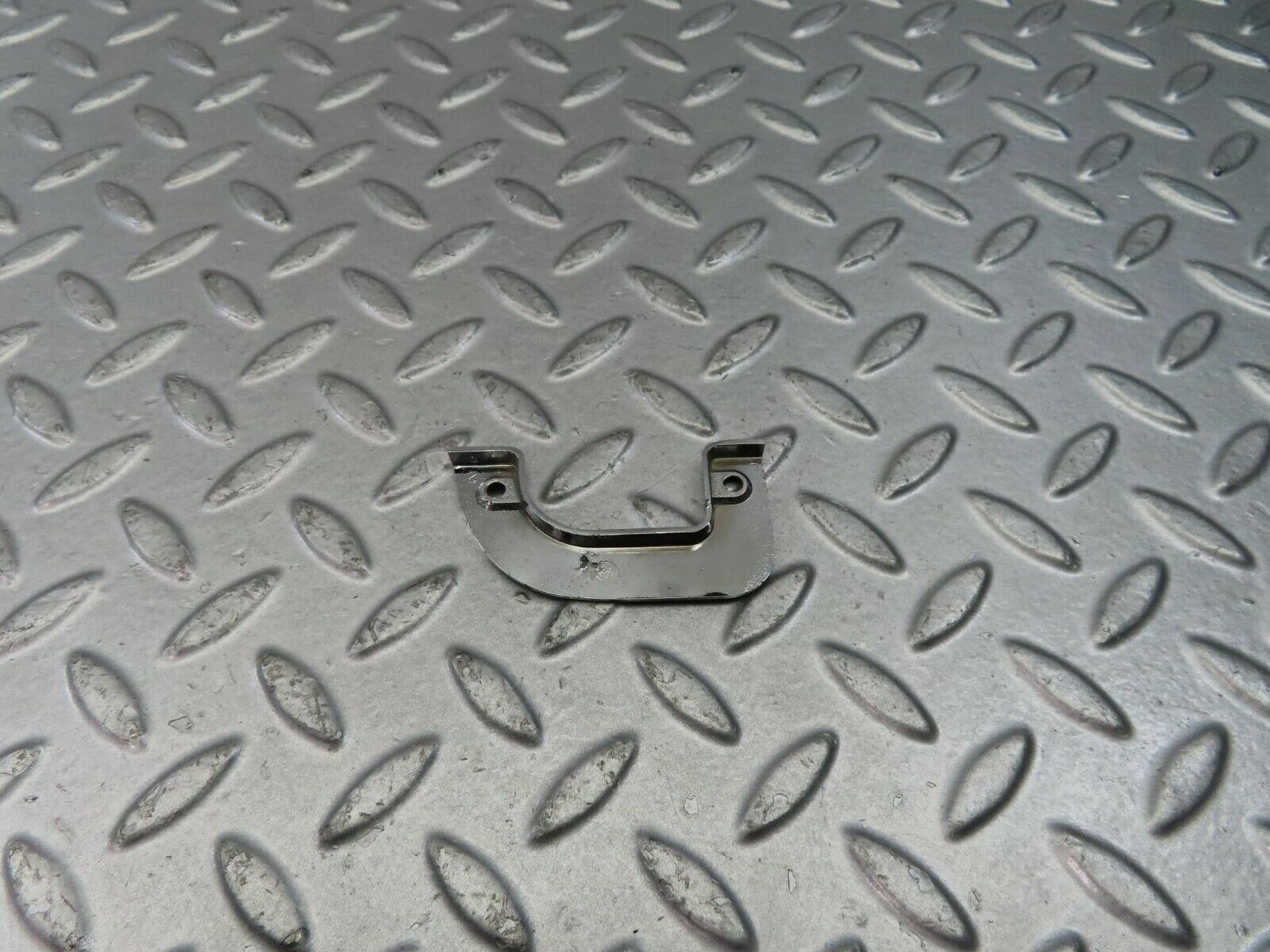 9067 Mercedes-Benz W115 Left Interior Chrome Door Latch Trim