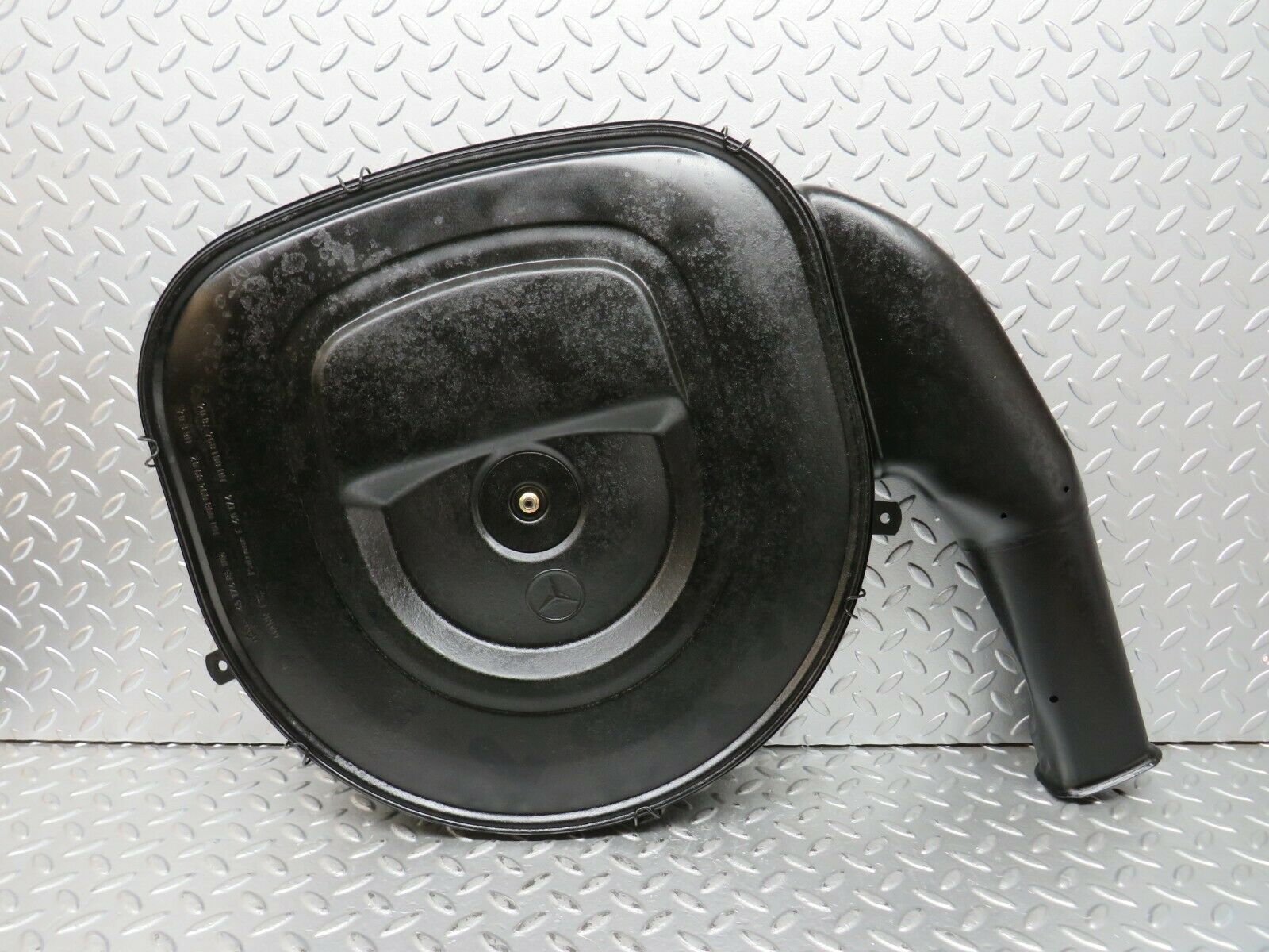 23686 Mercedes-Benz W116 350SE Air Filter Box Housing 0080948902