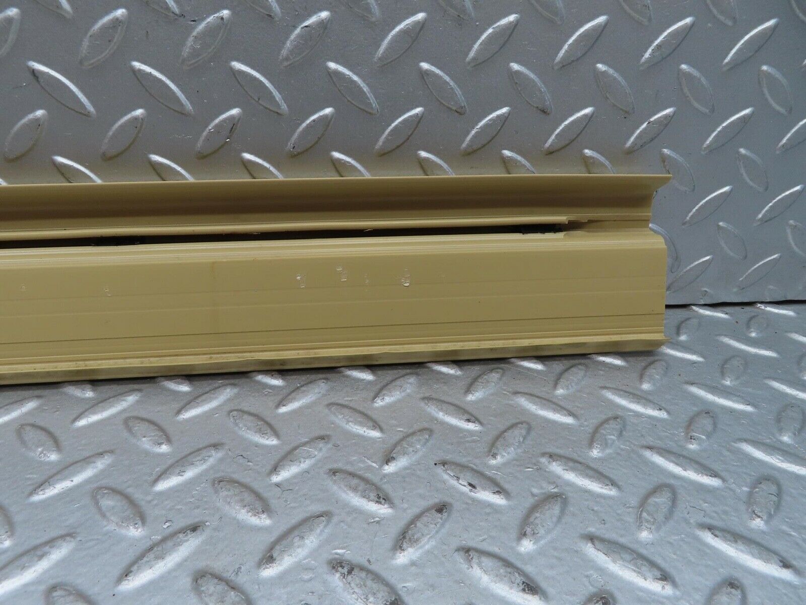 15393 Mercedes-Benz W123 230E Rear Left Door Sill Trim Beige