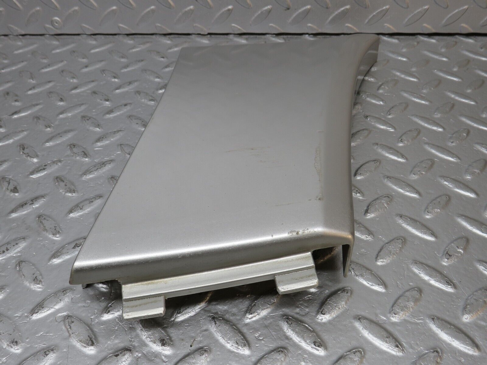 39684 Mercedes-Benz R129 320SL Coupe Rear Left Lower Moulding Trim 1296902340