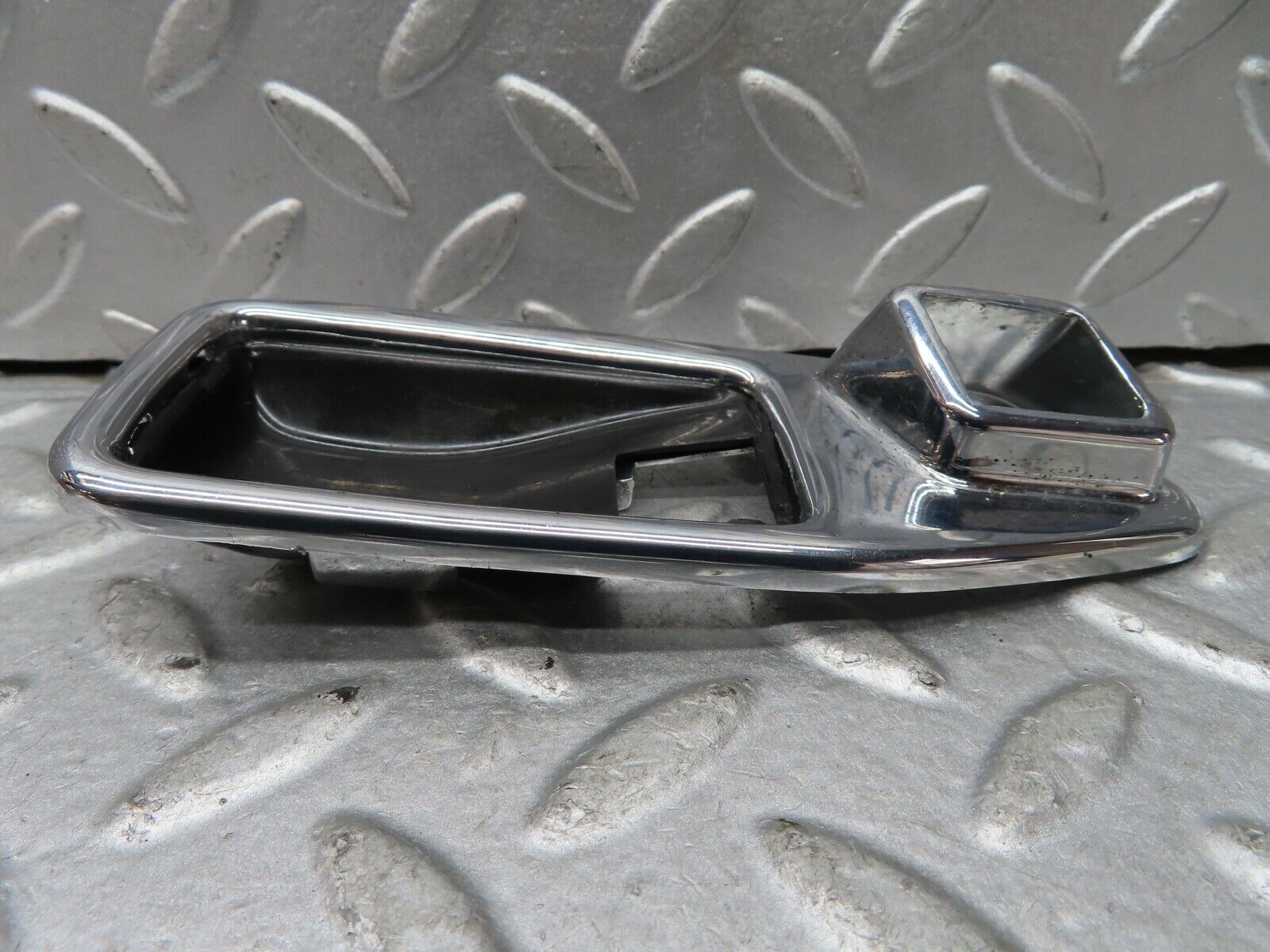 19161 Mercedes-Benz W123 300D Chrome Frame For Door Opener Right 1167660211