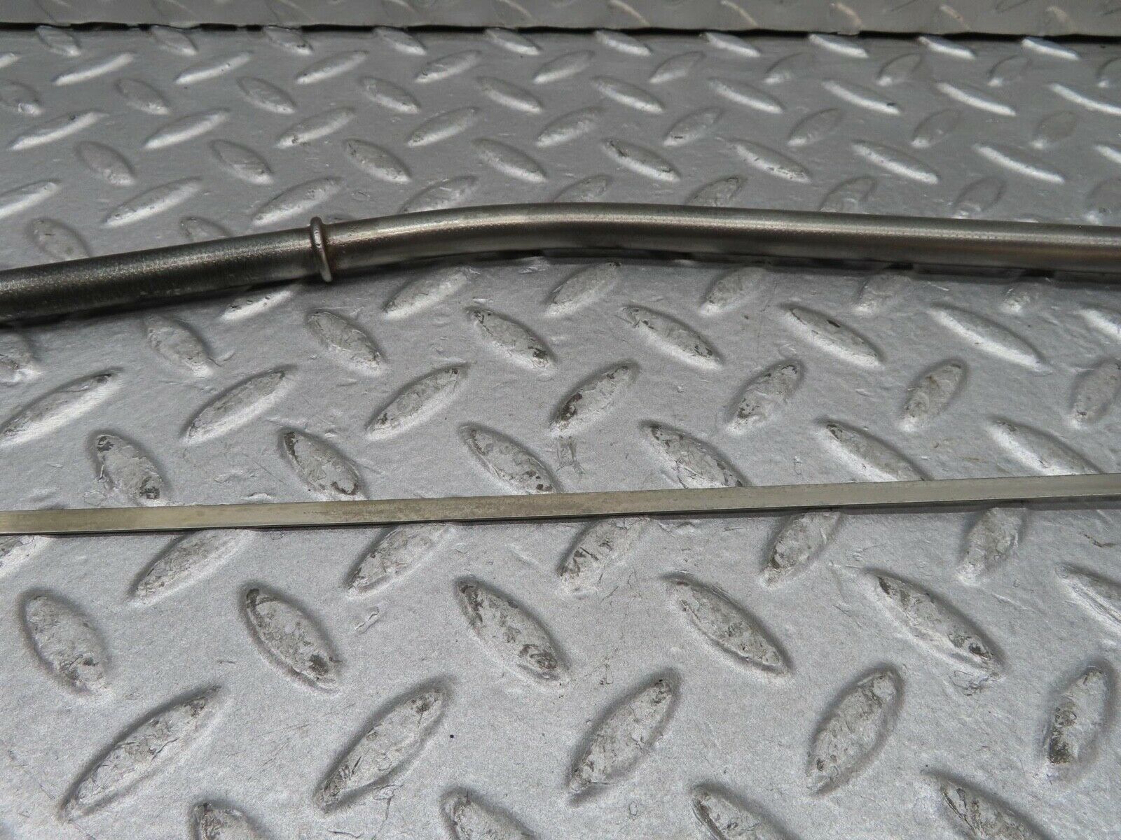 16433 Mercedes-Benz W124 260E Oil Dipstick
