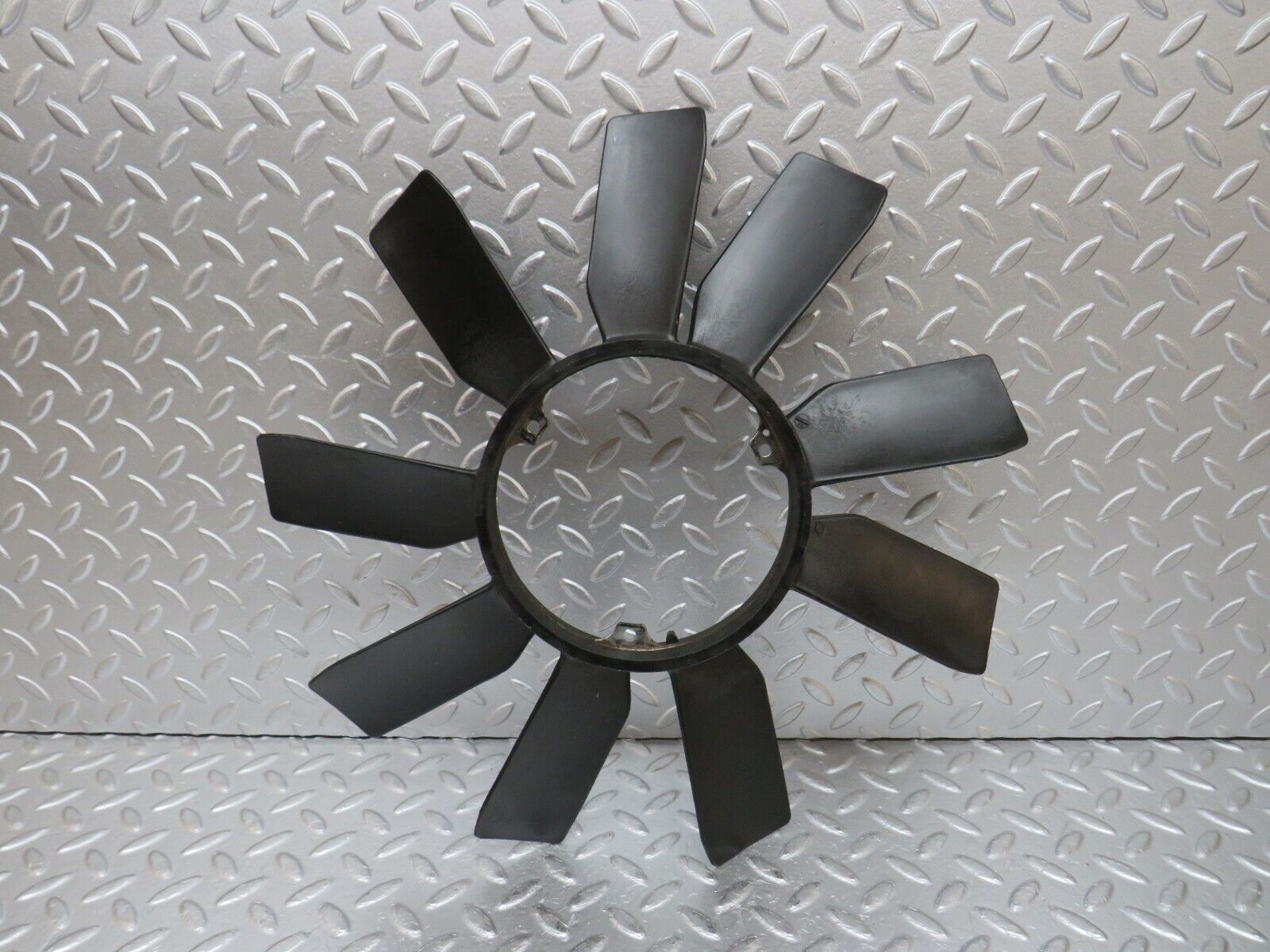 31432 Mercedes-Benz S124 220TE Wagon Engine Cooling Fan 6032000523