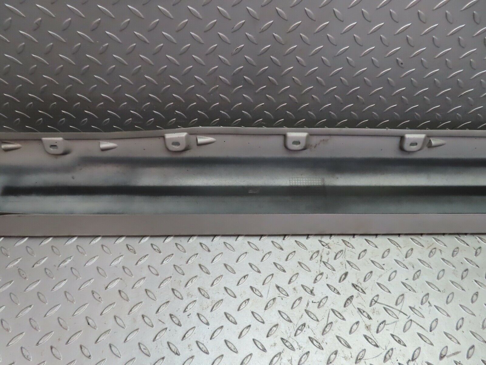 19750 Mercedes-Benz C140 CL420 Coupe Side Skirt Left Side Silver 1406901540