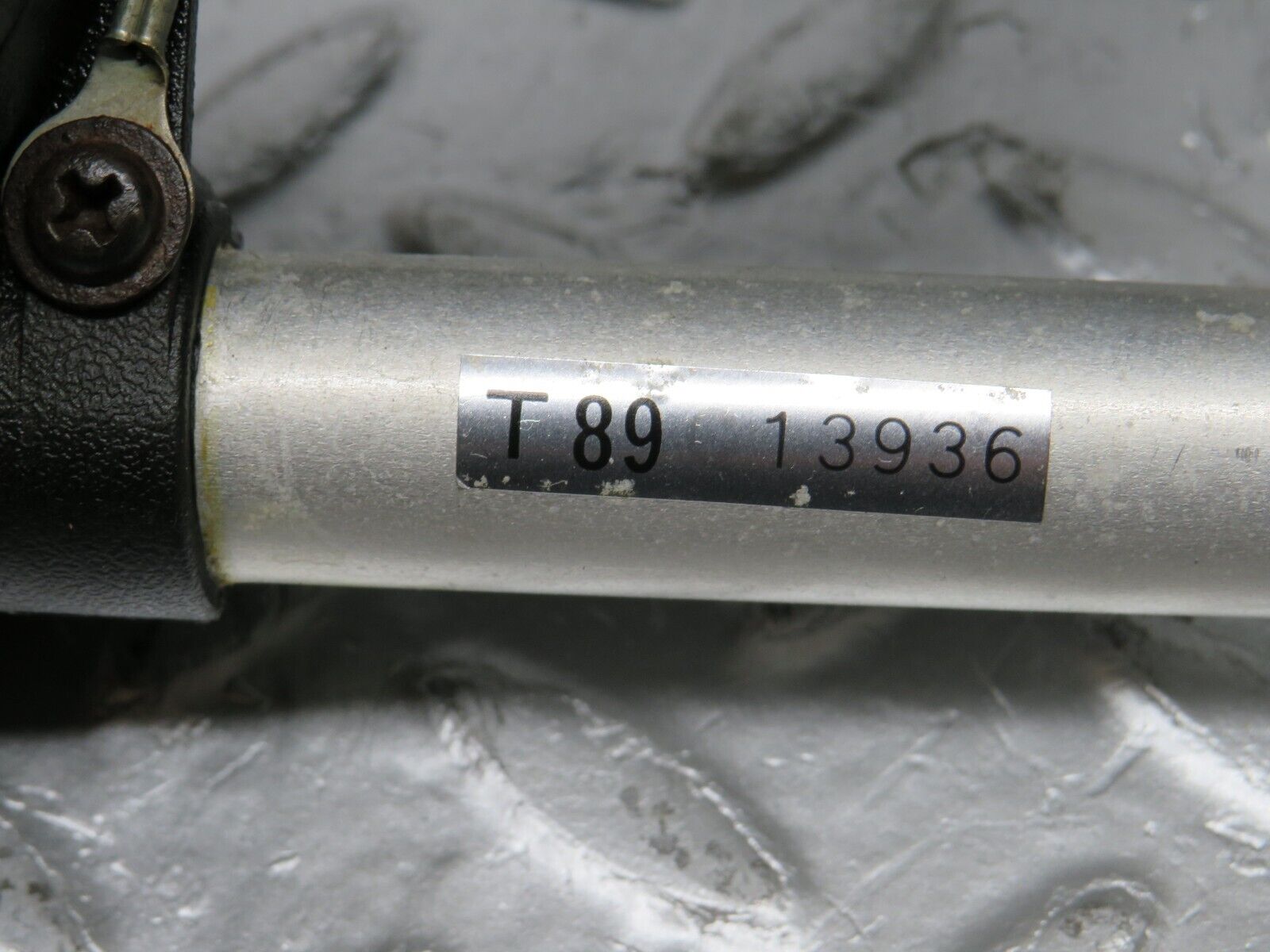 34368 Mercedes-Benz C126 380SEC Coupe Electric Antenna