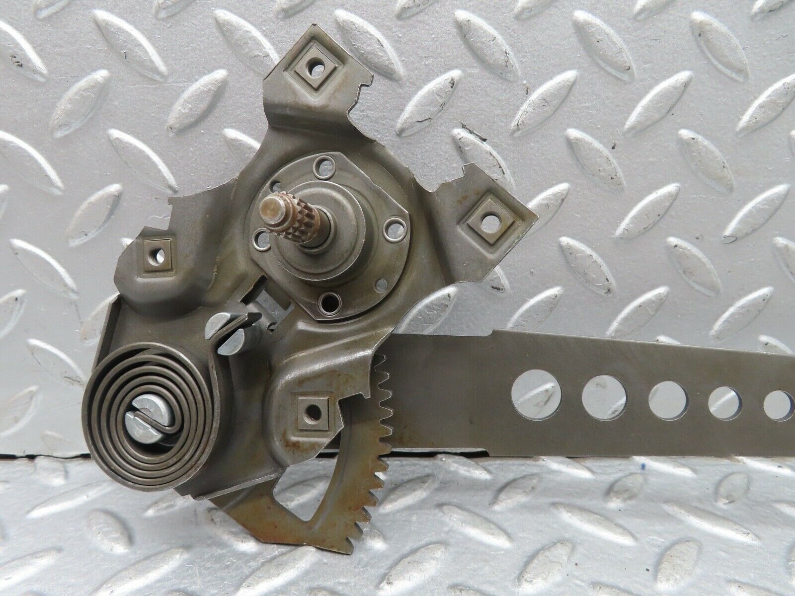 19234 Mercedes-Benz W123 300D Rear Right Manual Window Regulator