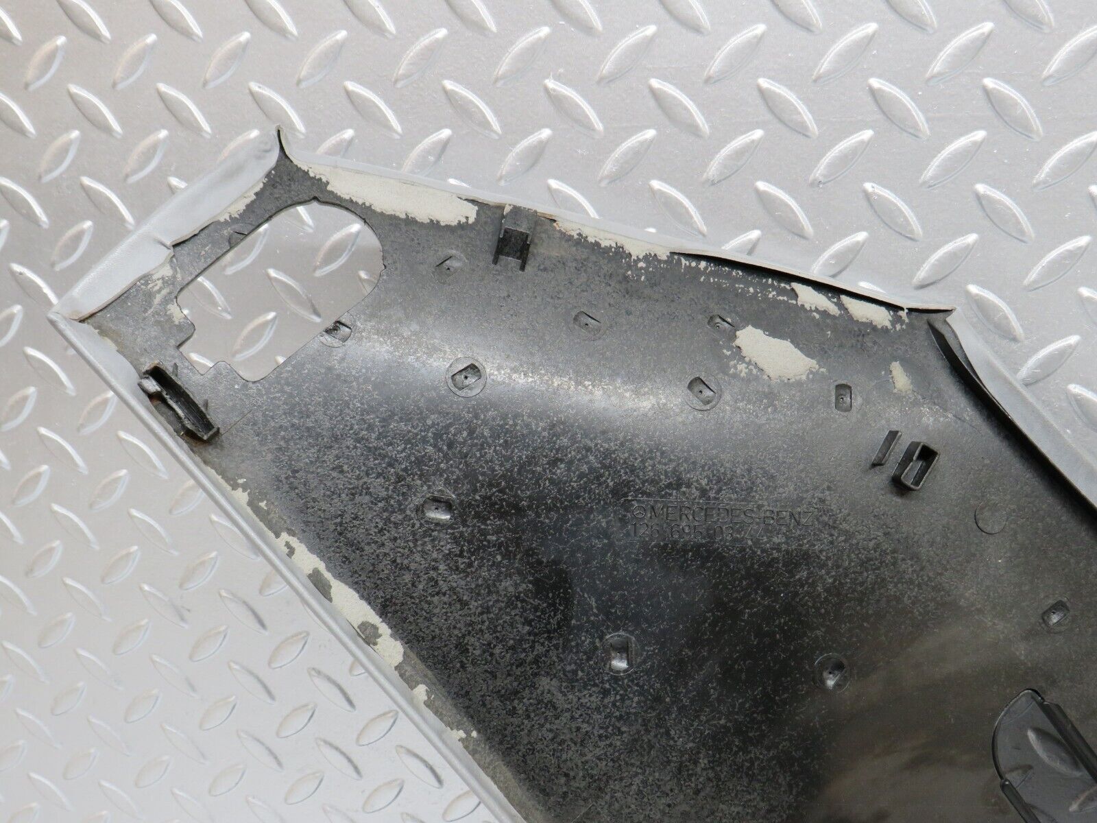 35961 Mercedes-Benz W126 420SE C Pillar Cover Panel Left Side Grey 1266950344