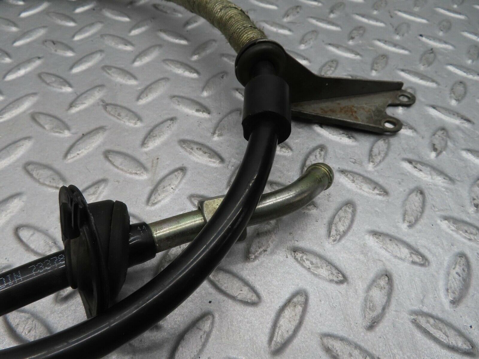 12229 Mercedes-Benz R129 300SL Coupe Brake Servo Vacuum Pipe 1294300529