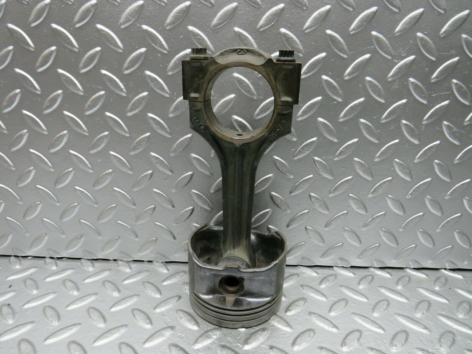 22467 Mercedes-Benz C124 E220 Coupe Piston With Connecting Rod 89.9 mm