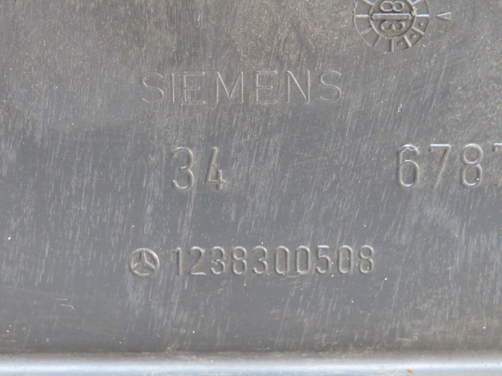 28411 Mercedes-Benz S123 240D Wagon Heater Box Blower Housing Behr 1238300508