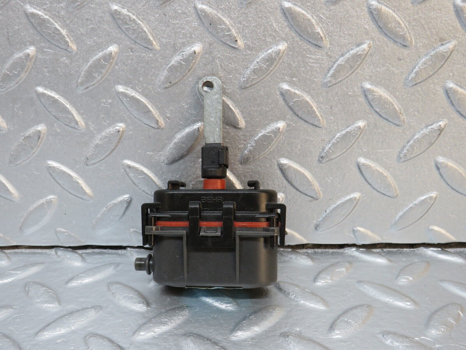 39738 Mercedes-Benz R129 320SL Coupe Heater Vacuum Actuator