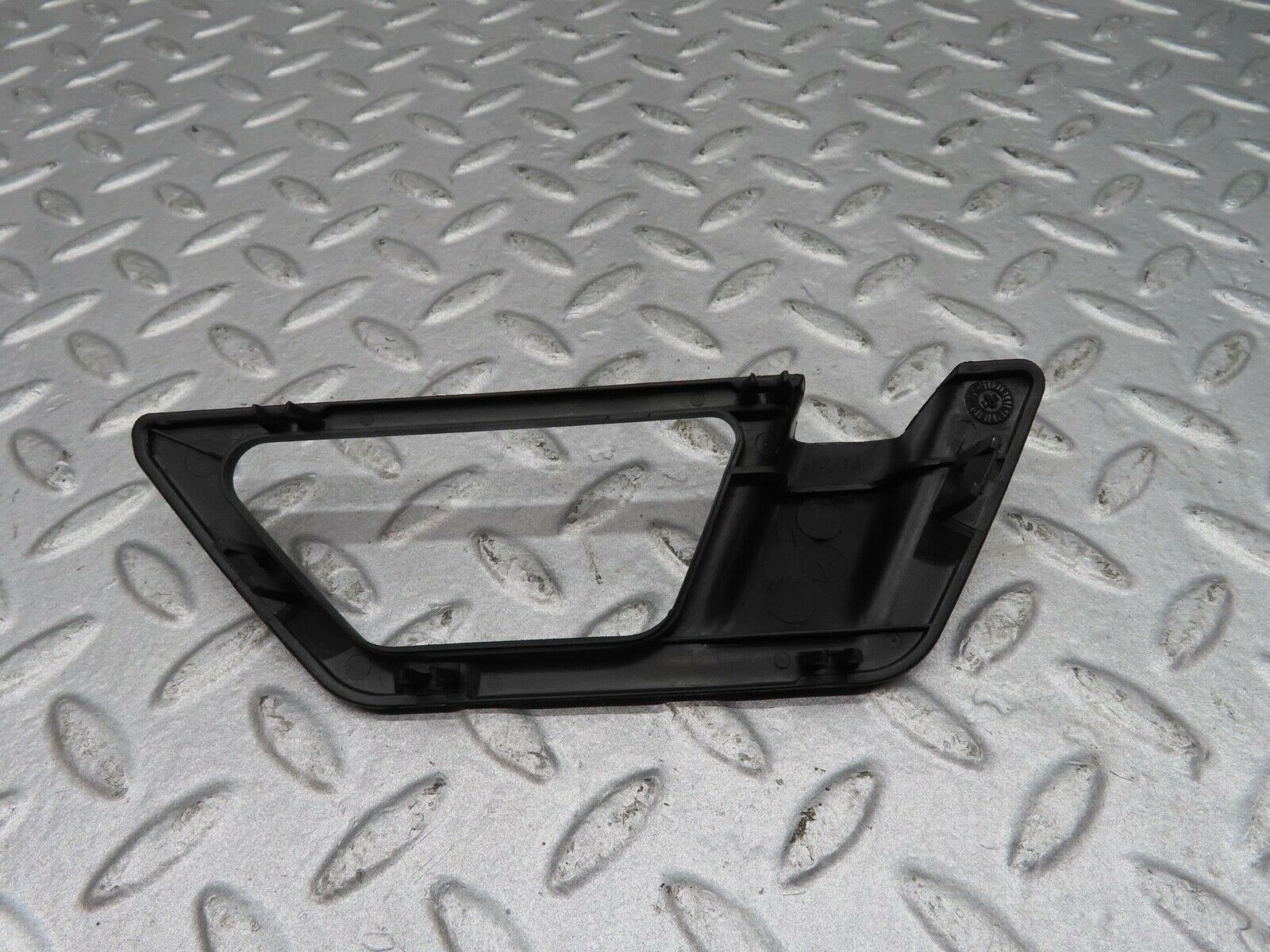 16243 Mercedes-Benz W124 260E Door Opener Frame Front Right
