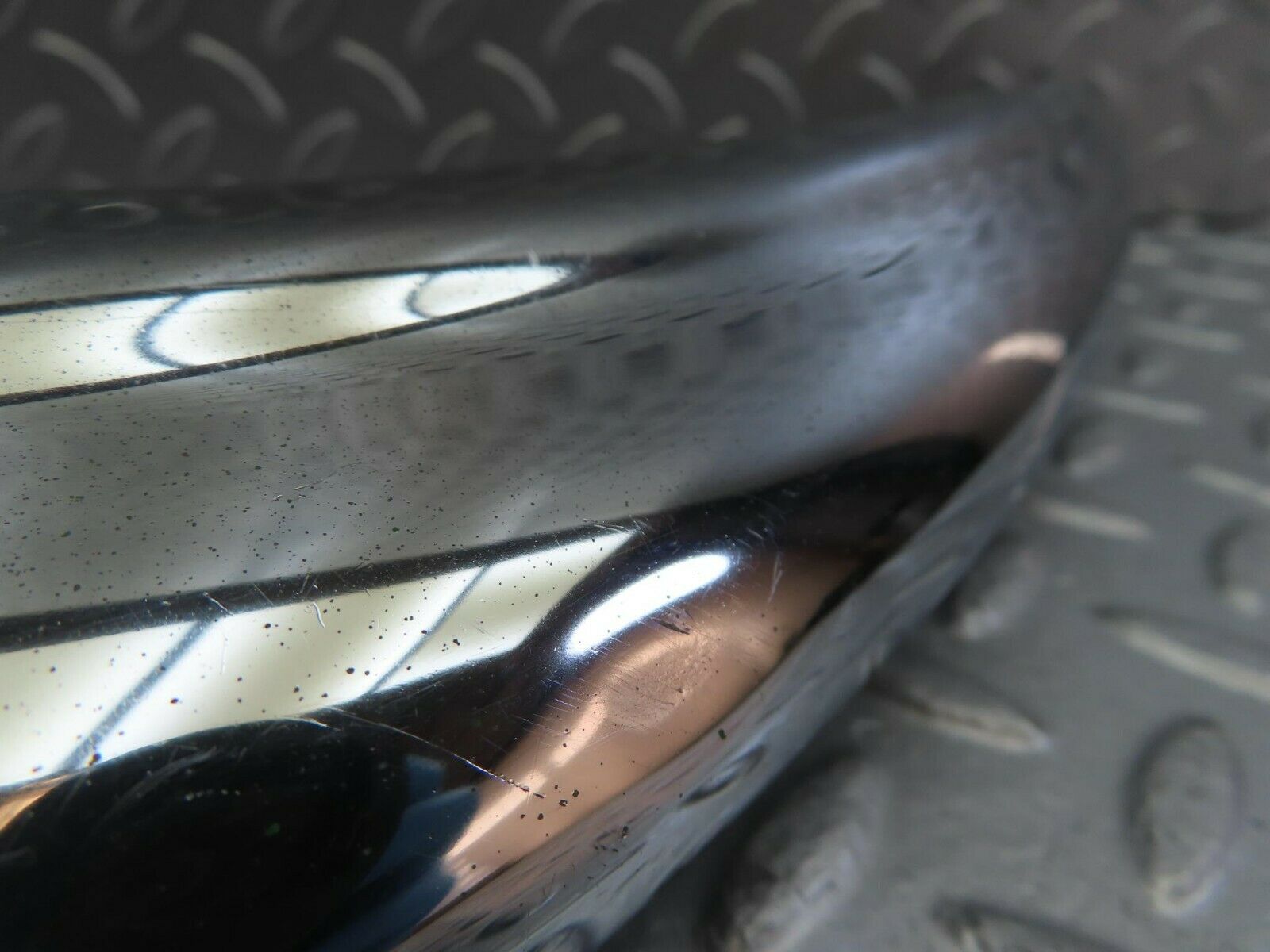 10616 Mercedes-Benz W108 Front Left Upper Bumper Corner