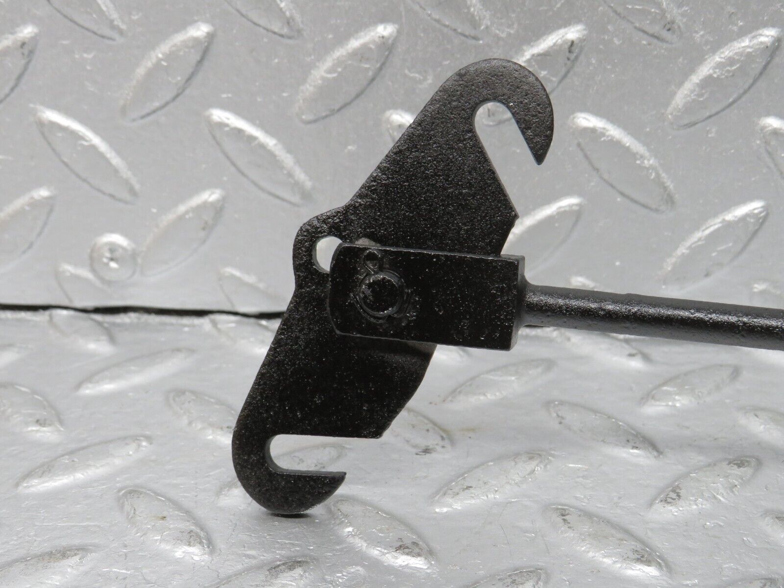 40416 Mercedes-Benz W110 230 Handbrake Adjusting Handbrake Regulator