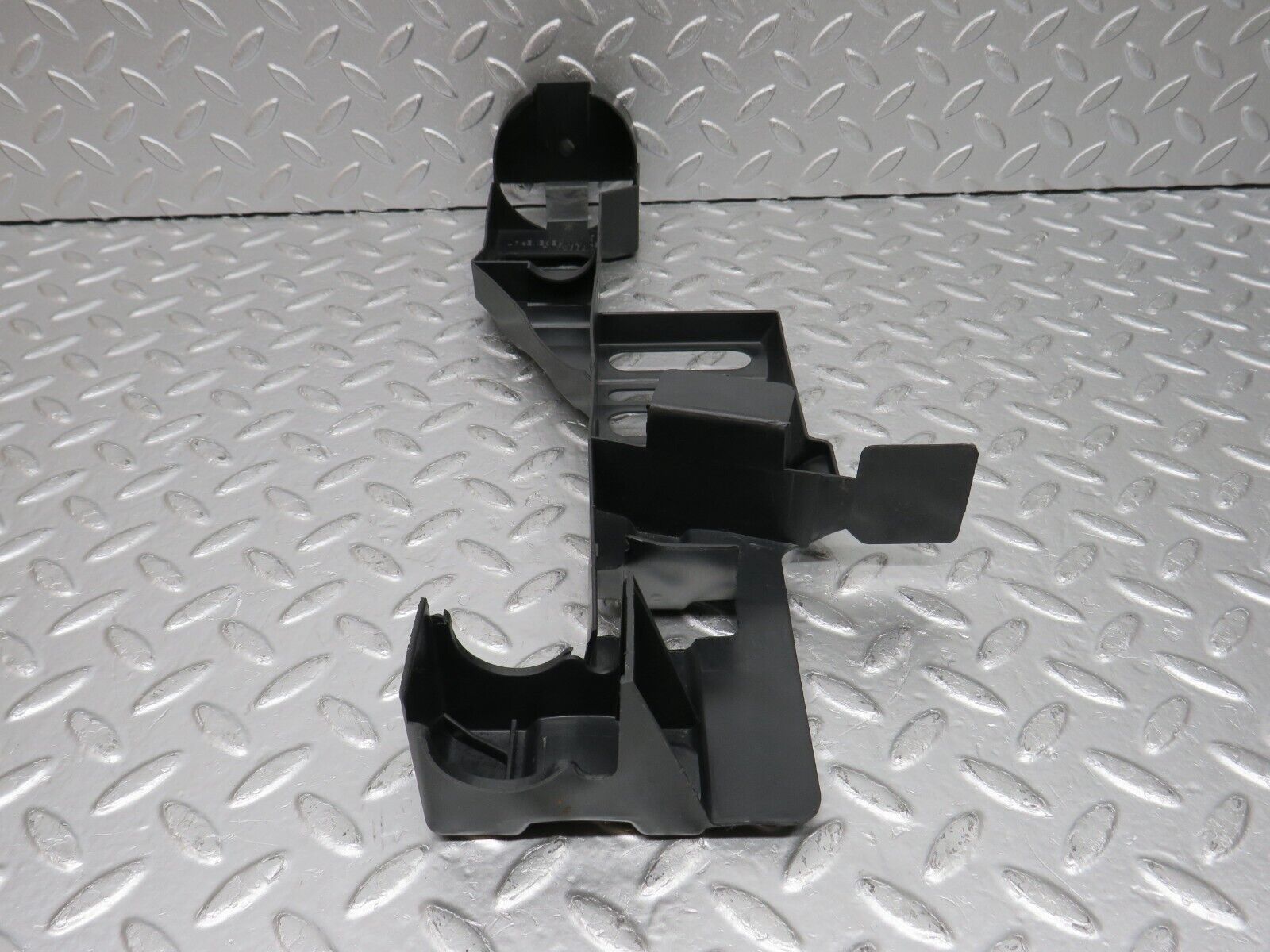 33240 Mercedes-Benz W202 C180 Car Jack Holder Cover 2028990414