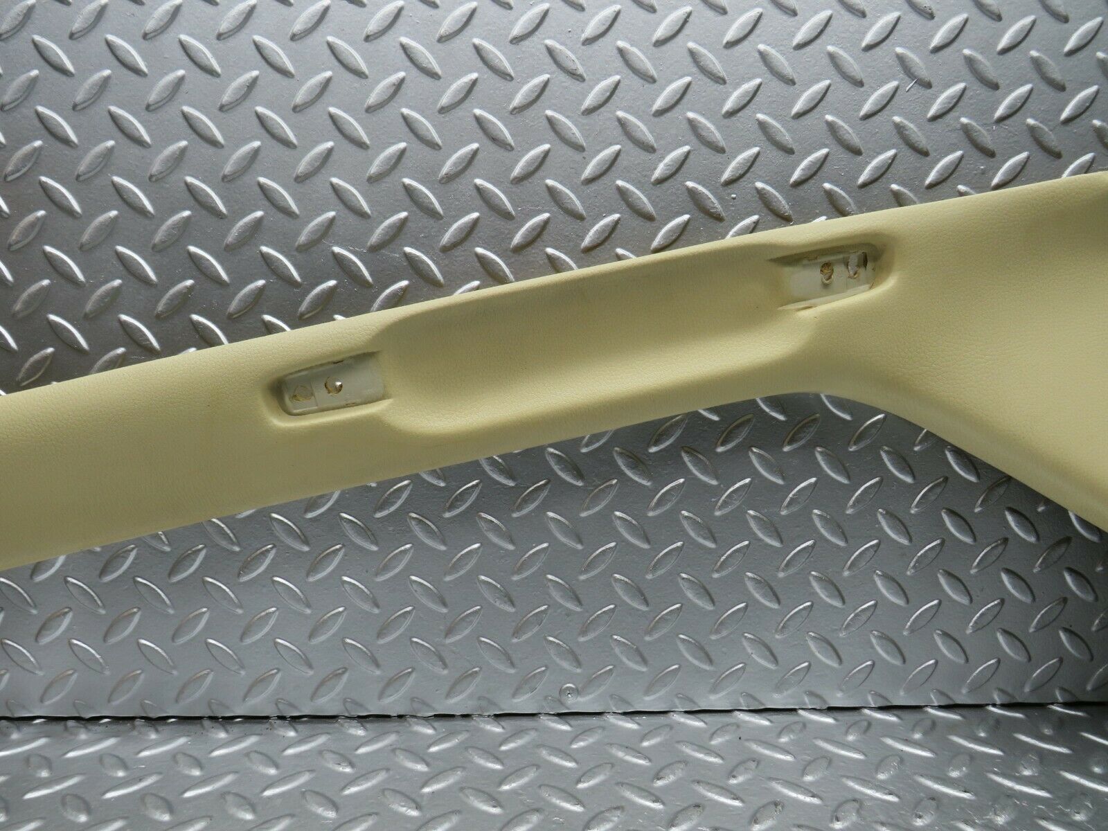 22659 Mercedes-Benz C107 450SLC Coupe C Pillar Cover Right Side Cream