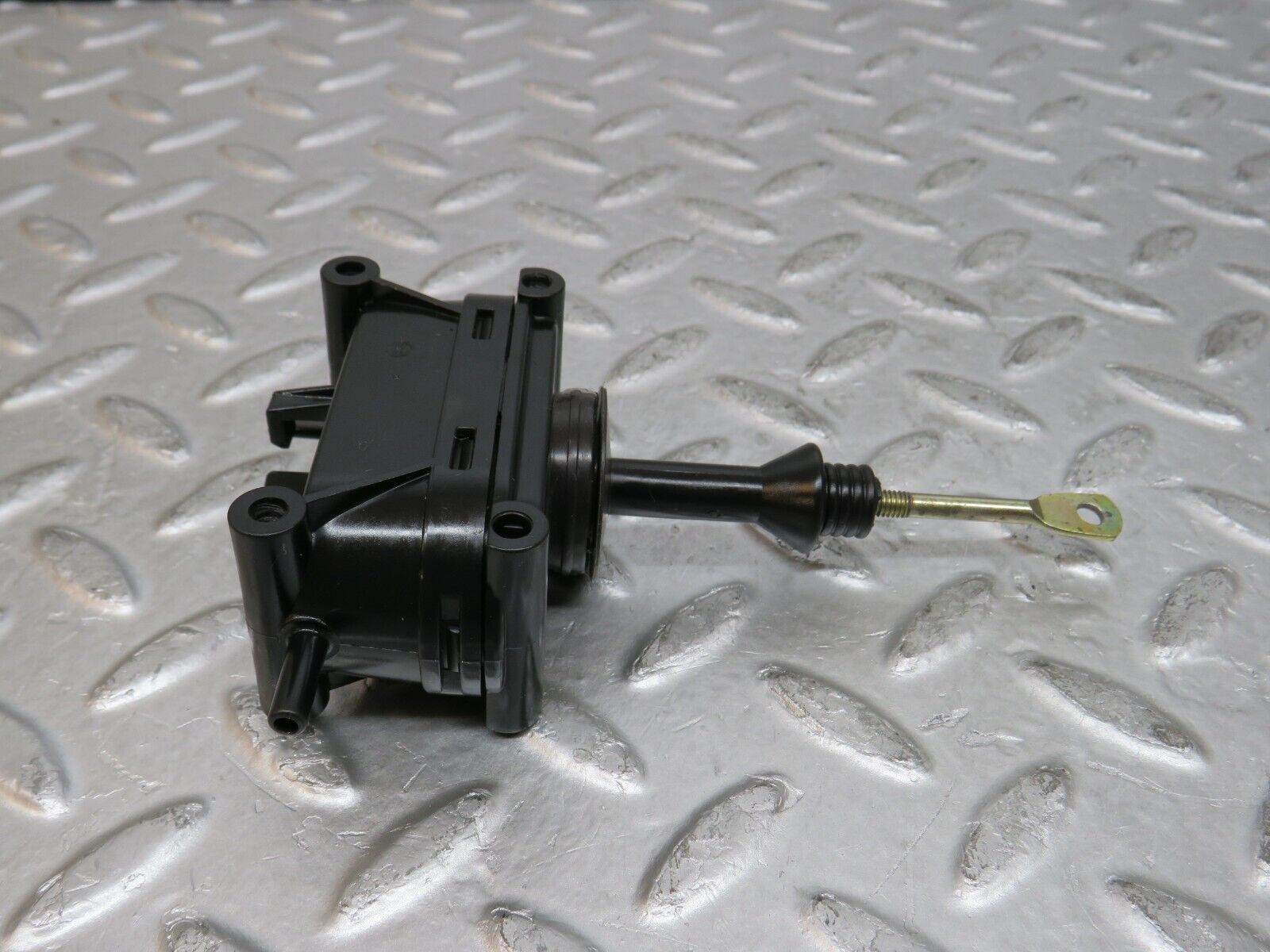 29377 Mercedes-Benz W124 230E Door Lock Vacuum Actuator Rear Left