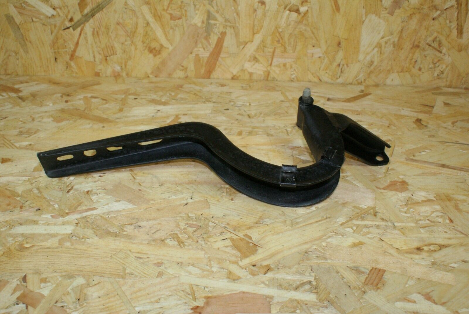 2236 Mercedes-Benz W123 280E Rear Trunk Lid Hinge Left Side 1237500187