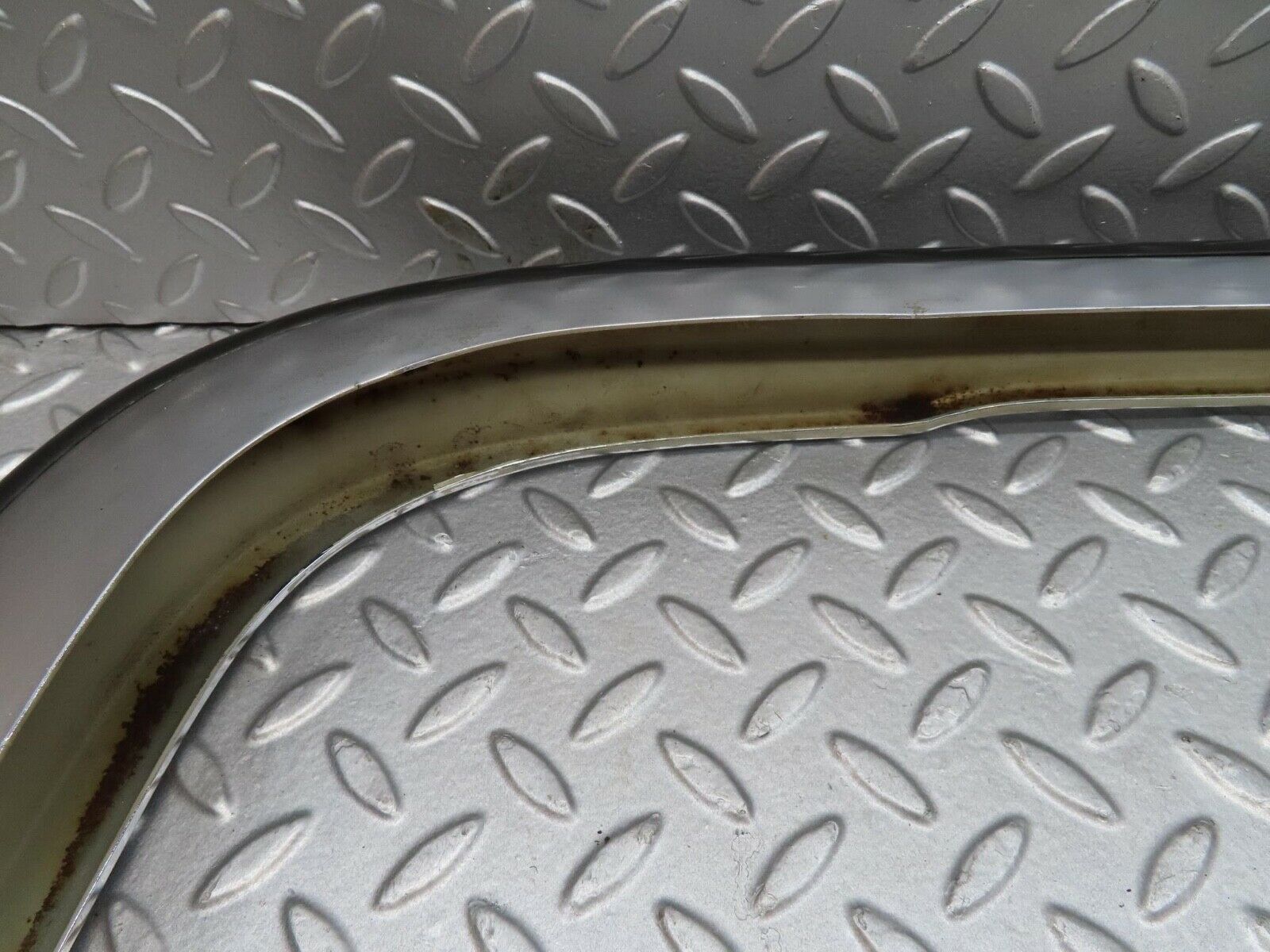 14312 Mercedes-Benz W116 350SE Rear Right Upper Bumper Chrome 1168800871