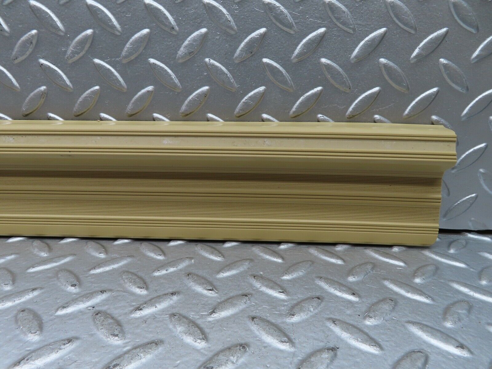 21035 Mercedes-Benz W123 230E Rear Left Door Sill Trim Beige