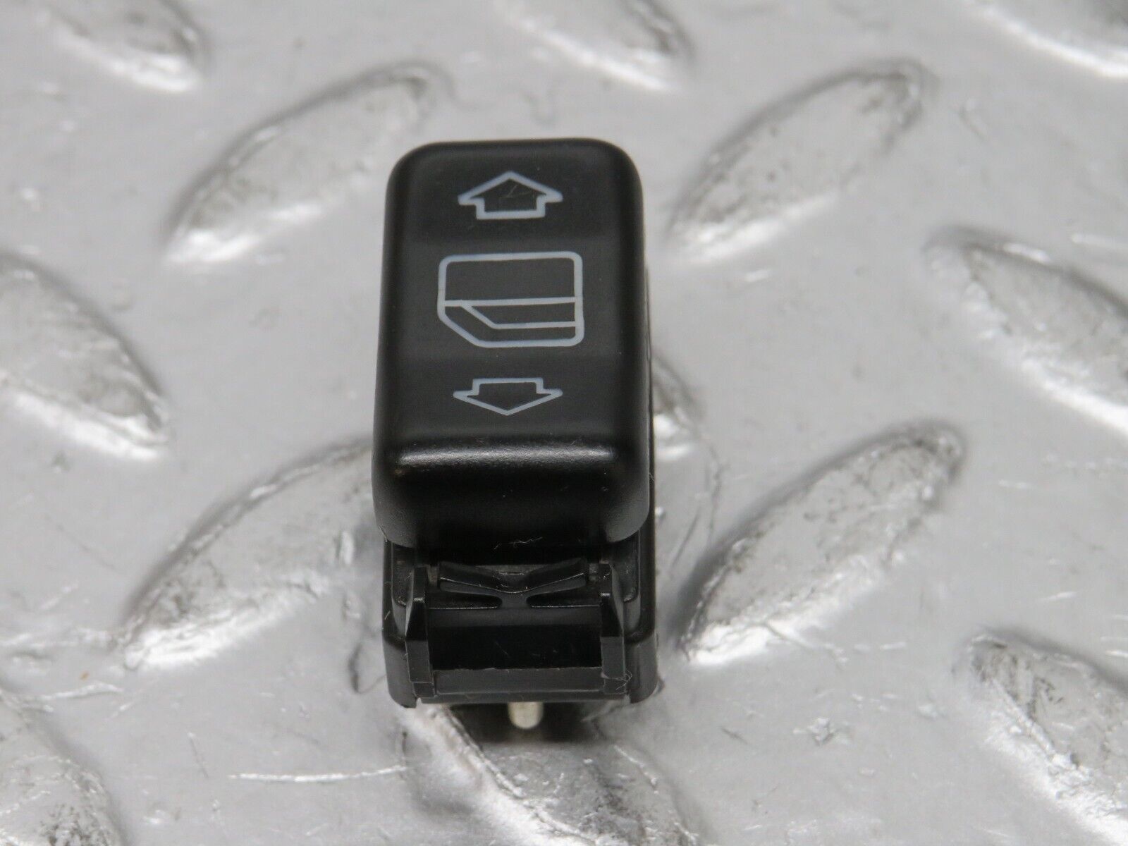 32469 Mercedes-Benz S124 300TE Wagon Electric Window Switch Right 1248204510