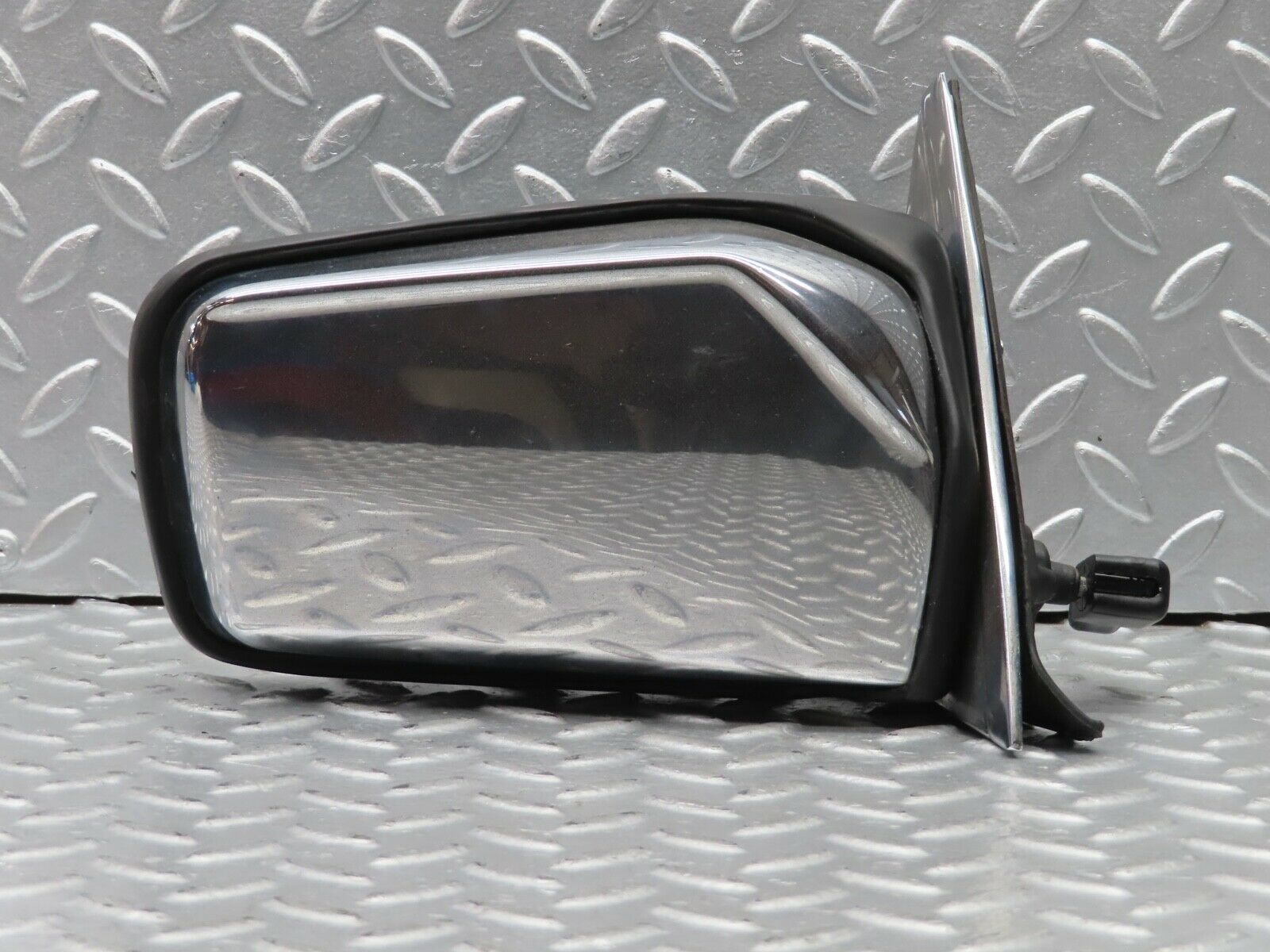 21144 Mercedes-Benz W123 230E Right Wing Mirror 1238110461