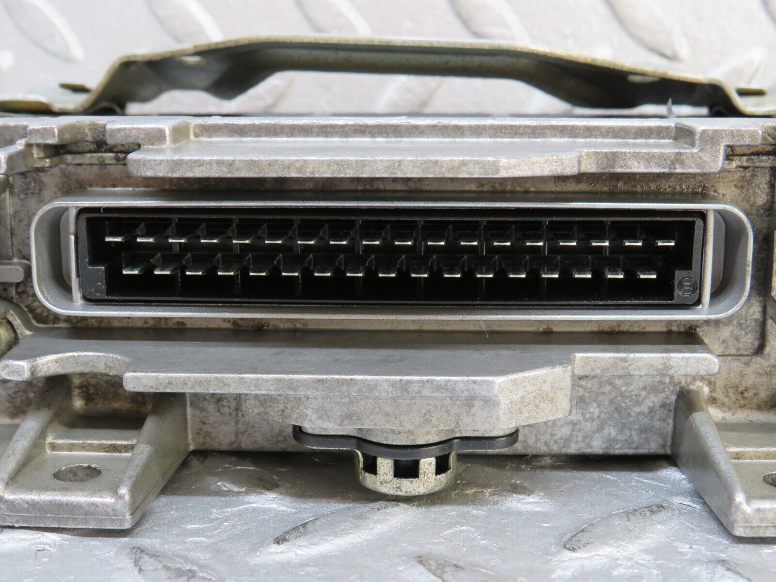 36015 Mercedes-Benz W126 420SE ABS Control Unit ECU Bosch 0055455132 026510102