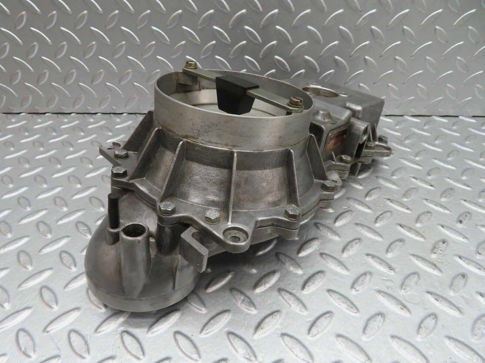 14391 Mercedes-Benz W116 350SE   Air Flow Mass Meter Sensor Bosch 0438120062