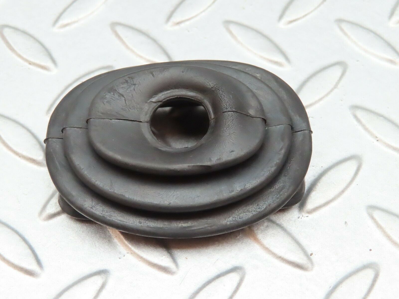 3417 Mercedes-Benz W108 280SE Automatic Shifter Lower Rubber Cover 1152670597