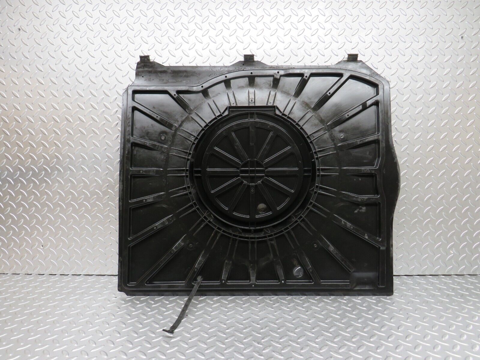 25167 Mercedes-Benz W201 190D Boot Trunk Spare Wheel Cover 2016931633