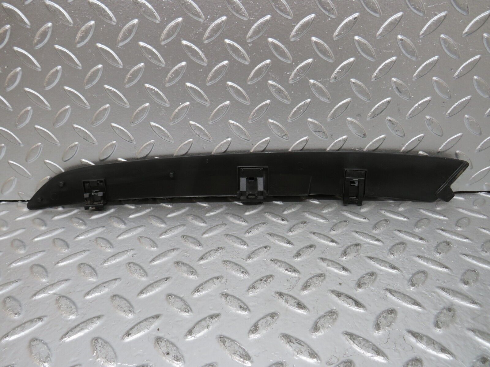 27240 Mercedes-Benz W123 280E Rear Right C Pillar Plastic Trim