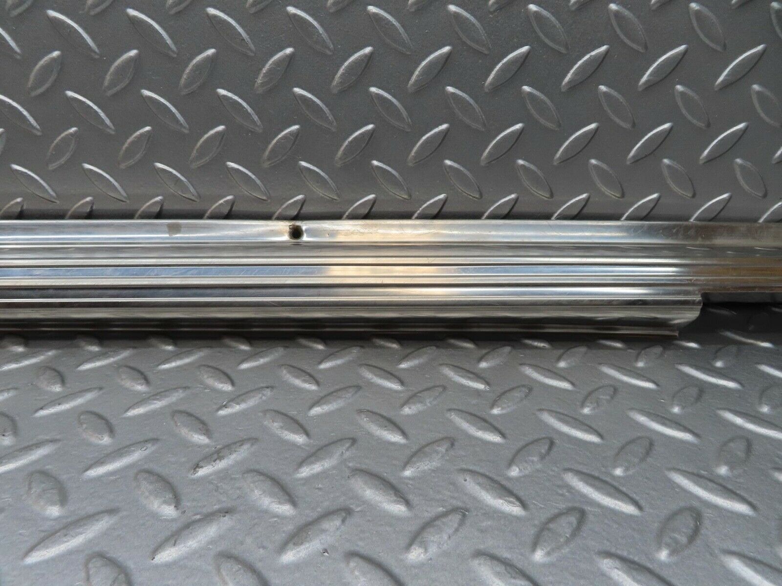 14117 Mercedes-Benz C107 280SLC Right Door Sill Chrome