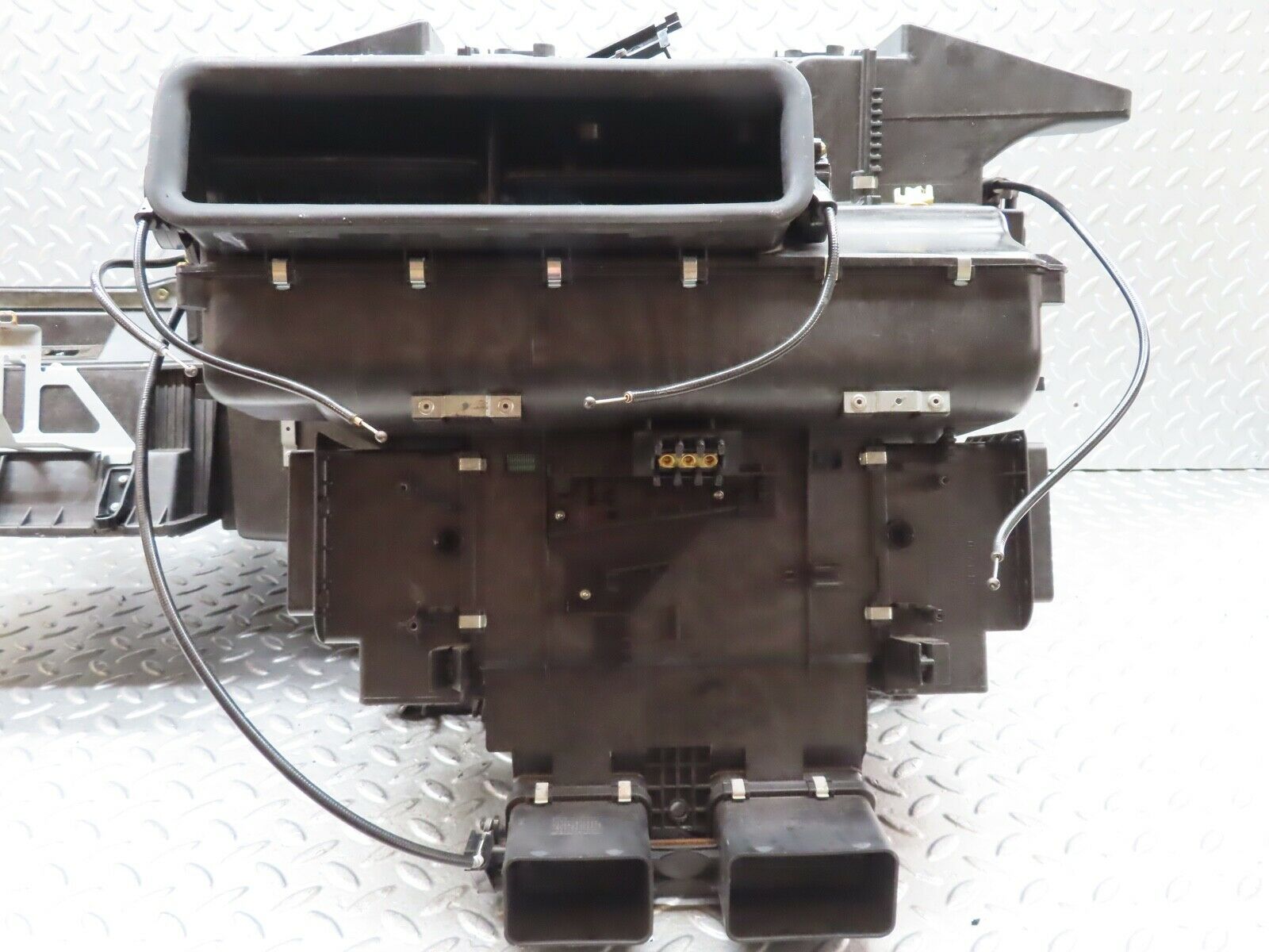 19573 Mercedes-Benz C140 CL420 Coupe Heater Box Blower Housing 1408304362