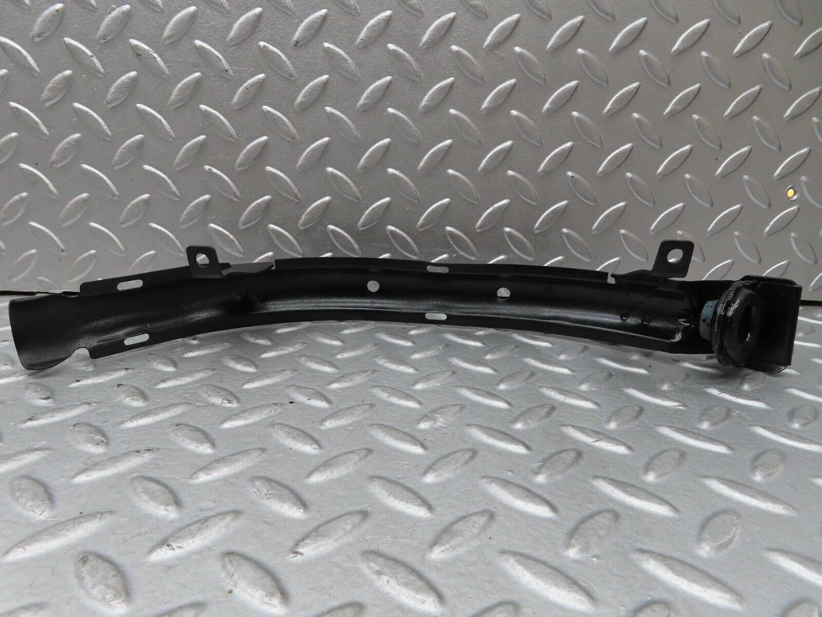 17804 Mercedes-Benz W116 450SEL Engine Cable Channel