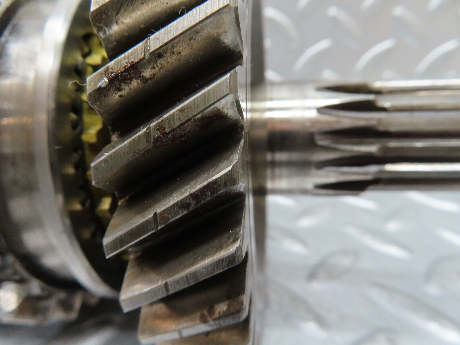 18522 Mercedes-Benz W111 Manual Gearbox Gear Shaft Without Reverse Gear