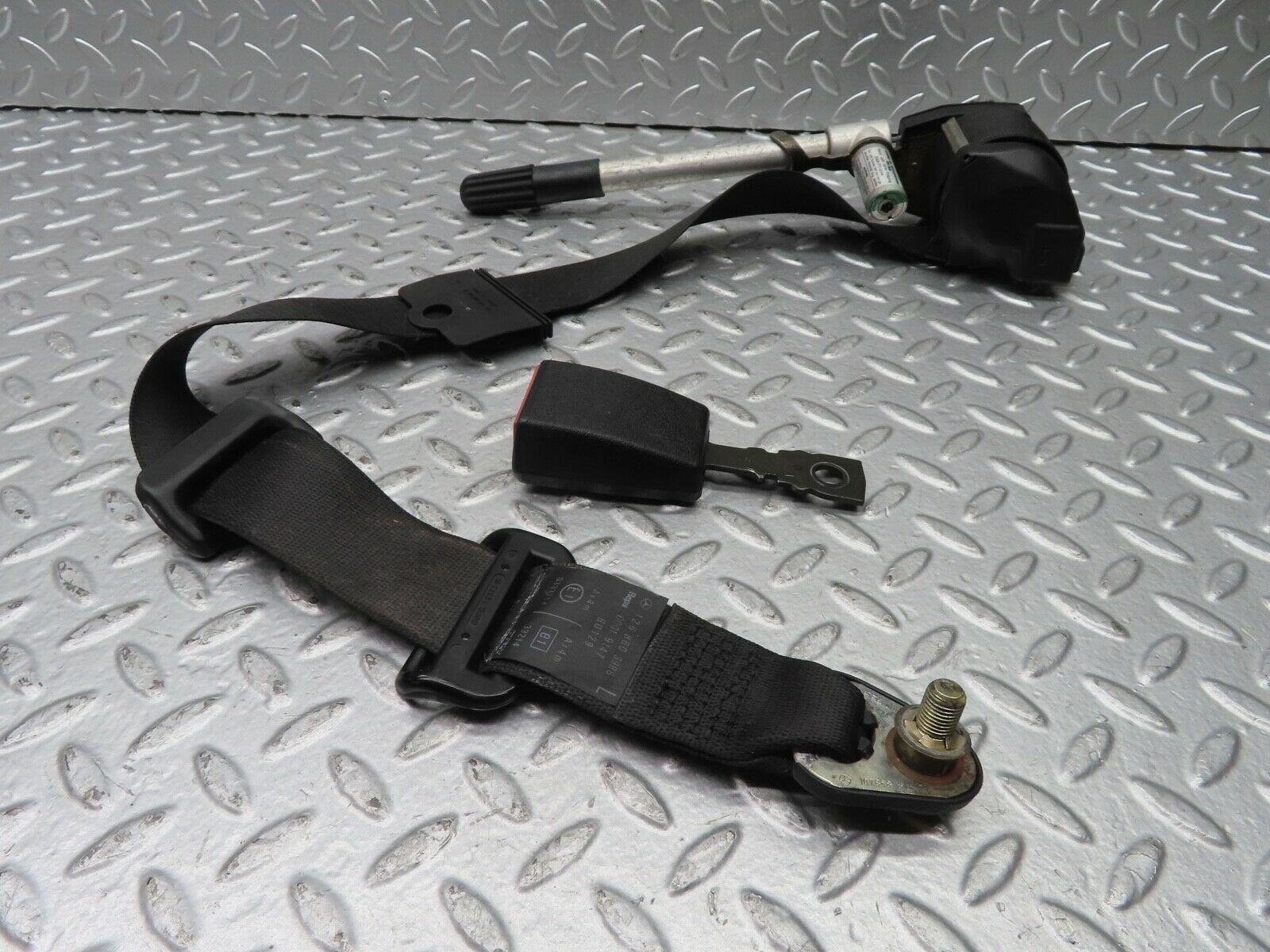 21593 Mercedes-Benz W126 300SE Front Left Seat Belt With Buckle 1268603986
