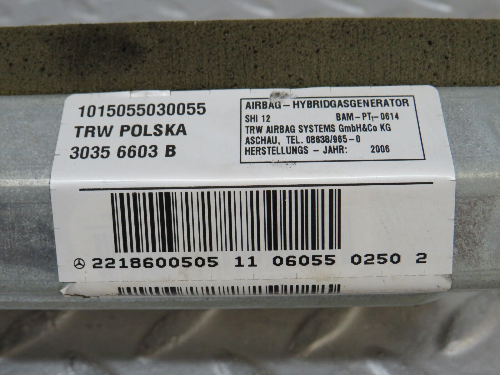 35172 Mercedes-Benz W221 Rear Shoulder Airbag 2218600605 2218600505