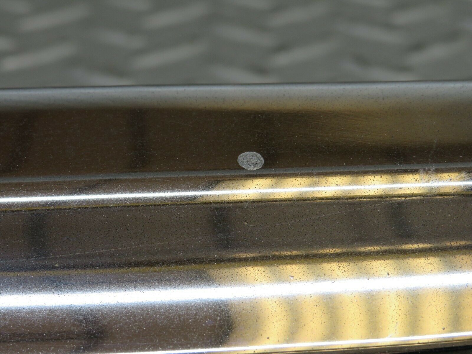 23240 Mercedes-Benz W116 350SE Front Left Upper Bumper Corner 1168800170