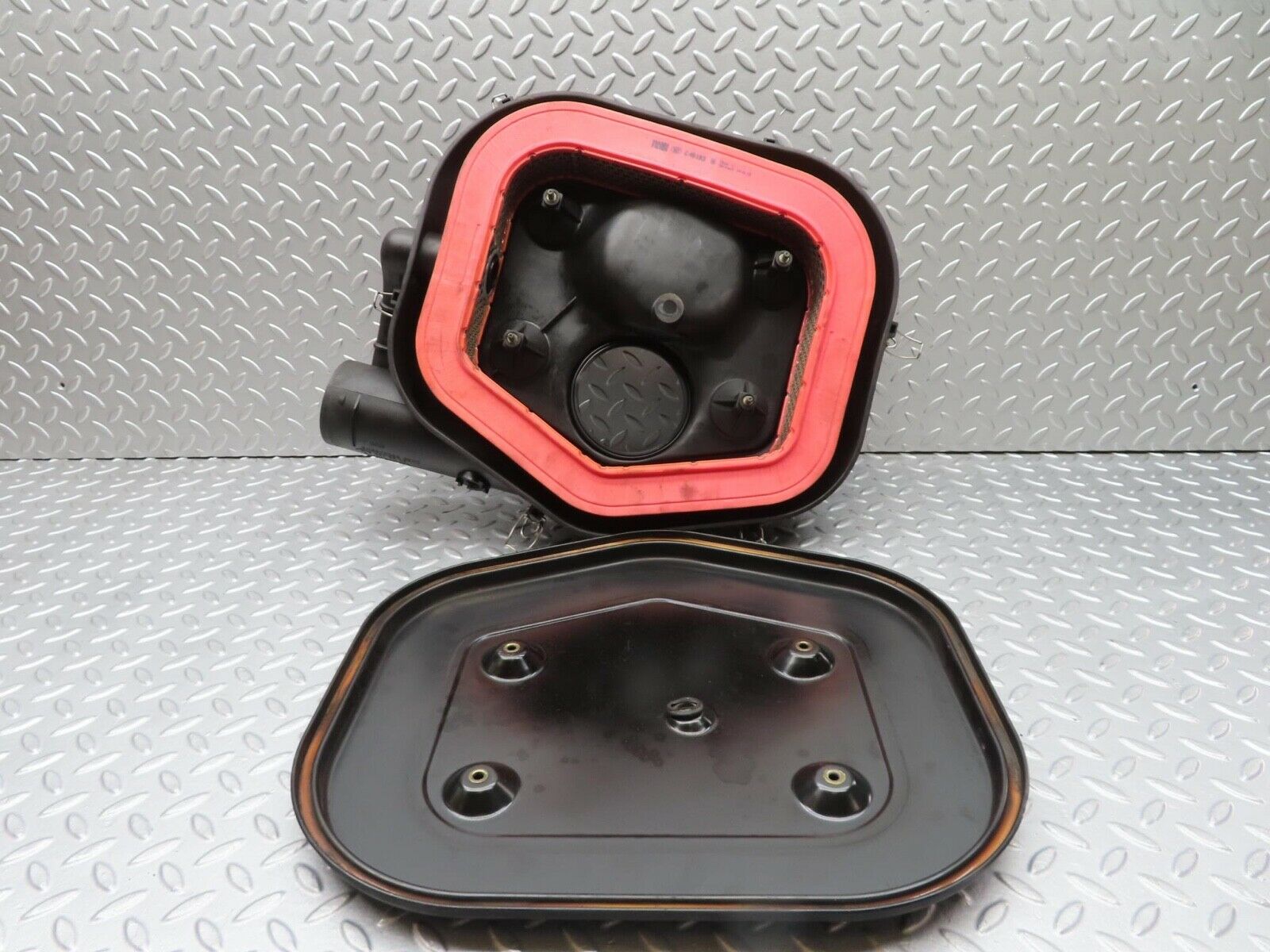 11881 Mercedes-Benz R129 300SL Coupe Air Filter Housing 0160946602