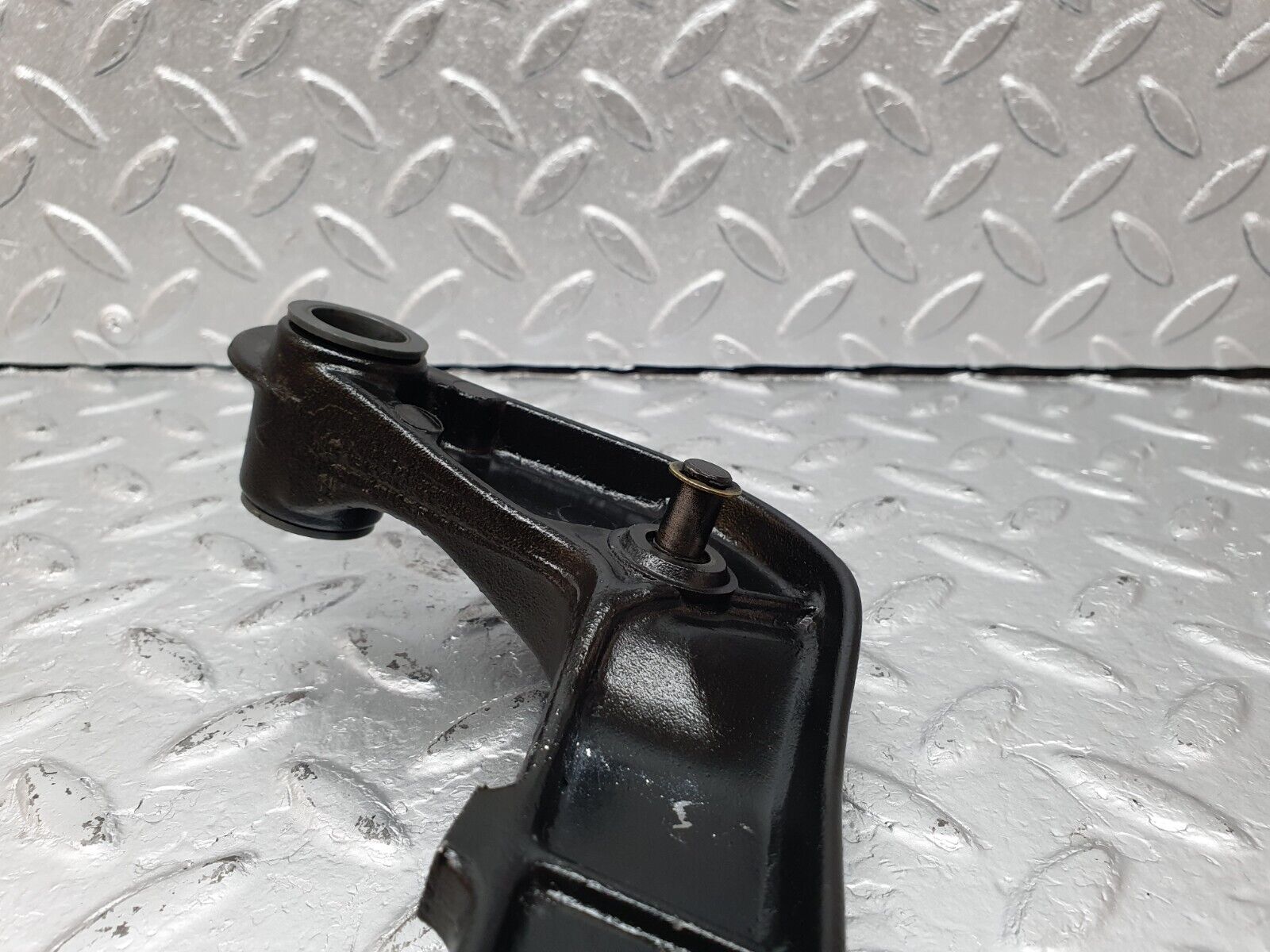 41458 Mercedes-Benz W124 200E Clutch Pedal With Rubber 2012902116 2012910282