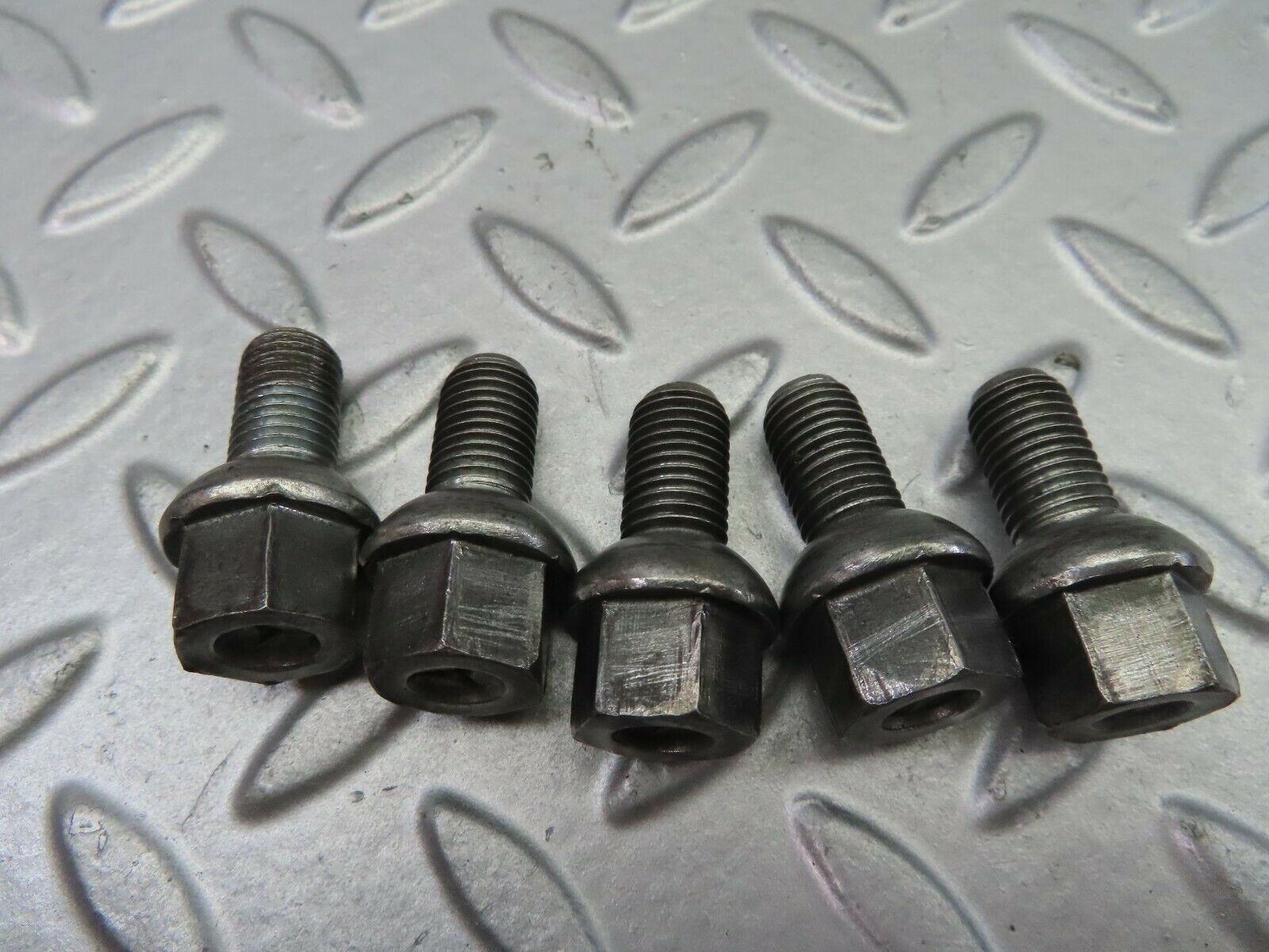 7411 Mercedes-Benz 5x Steel Wheel Lug Bolt M12x1.5